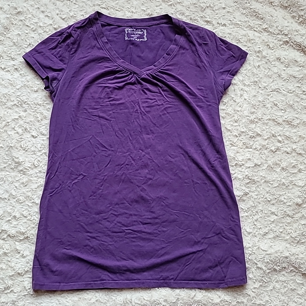 Motherhood Maternity short sleeve t-shirt, purple, size small